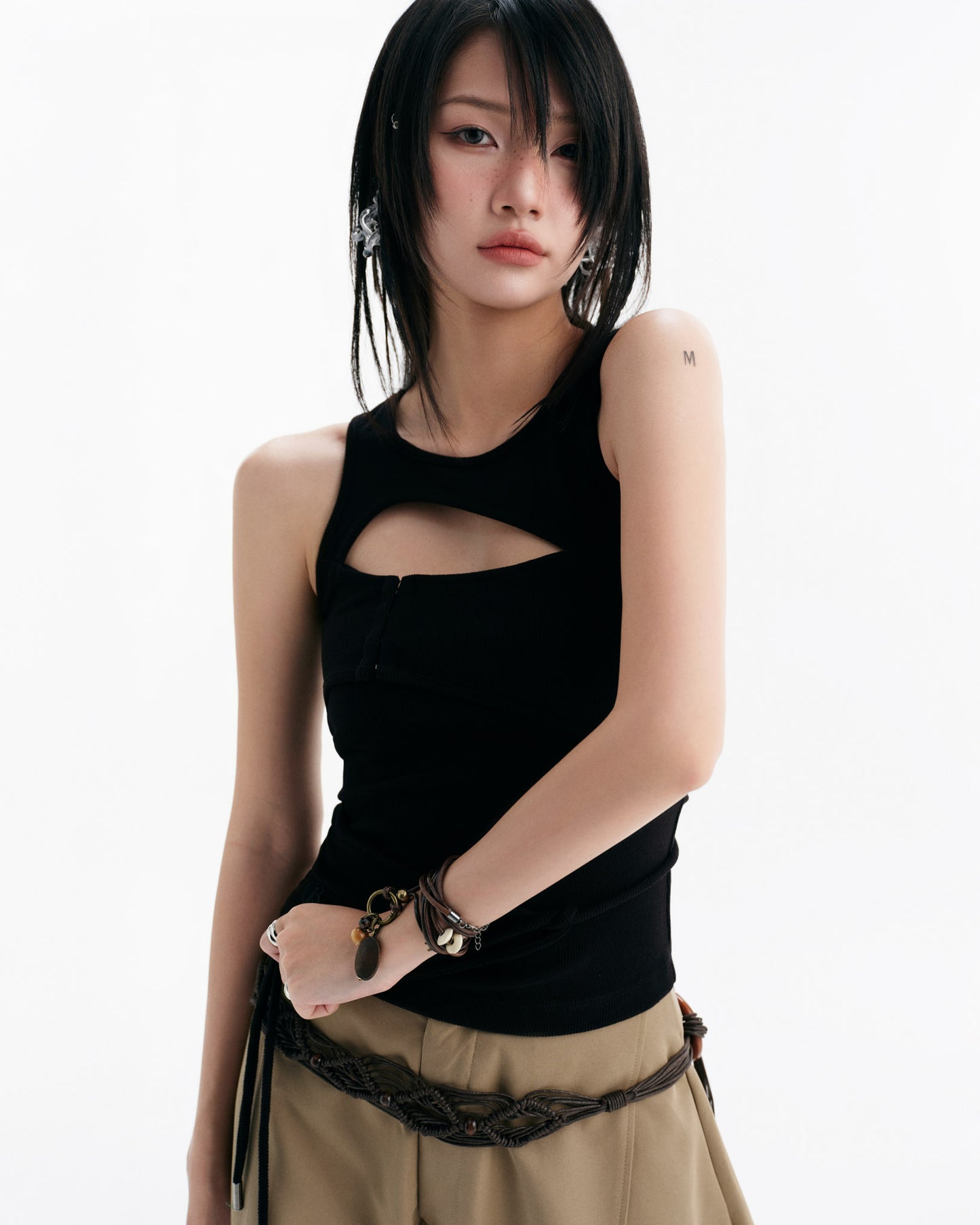 CONRAD SLEEVELESS TOP