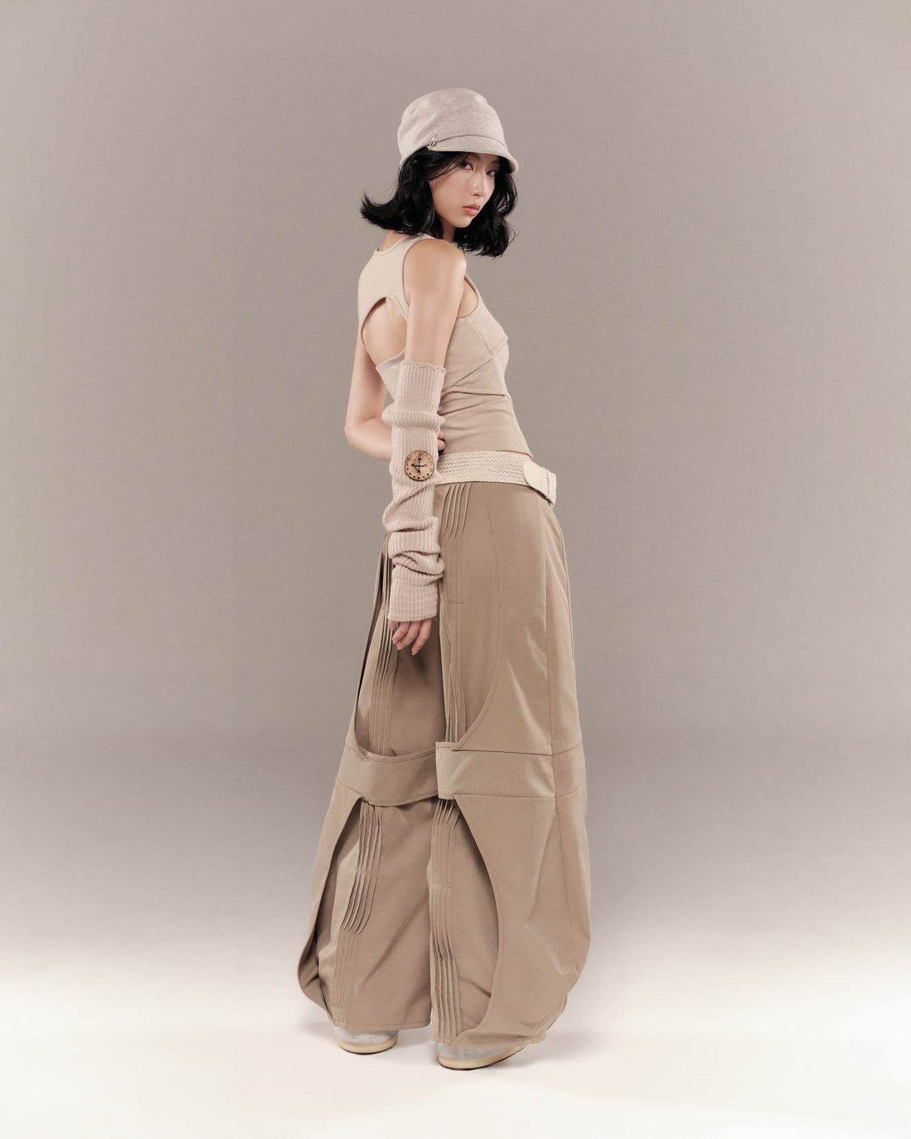 CONRAD SLEEVELESS TOP